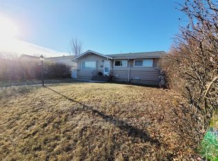 13444 113a St NW #BASEMENT, Edmonton, AB T5E 5C2