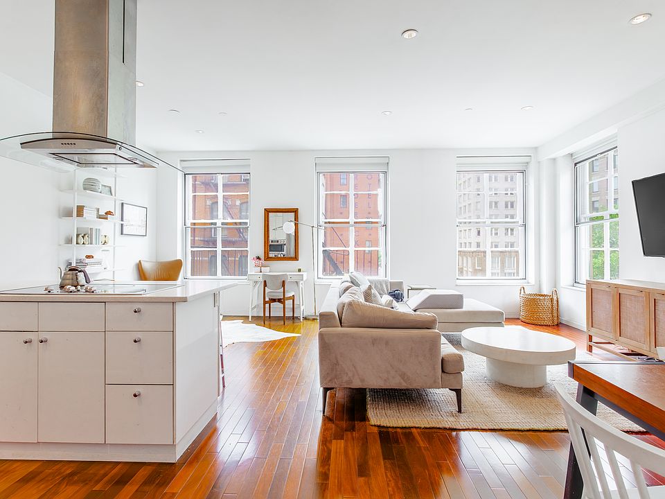 1st image of 109 Broadway Floor 4