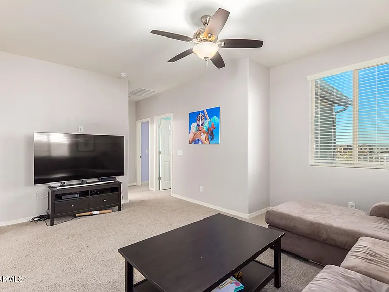 3673 E Stiles Ln — Photo 25
