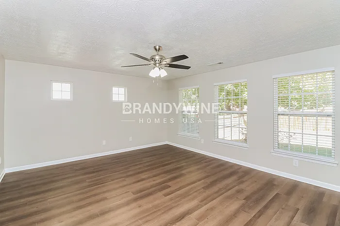 273 Topaz Dr — Photo 6