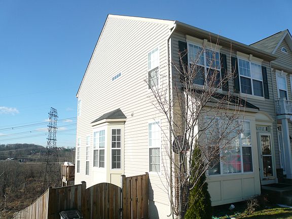 2nd image of 2378 Battery Hill Cir