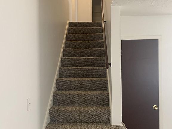 5th image of 5701 Eastwood Ave #5701