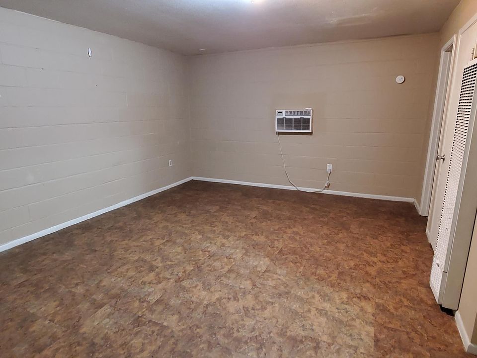 1st image of 125 E 34th St #H