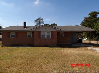 1558 Bingham Dr, Fayetteville, NC 28304