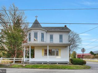 1381 W Main St, Valley View, PA 17983
