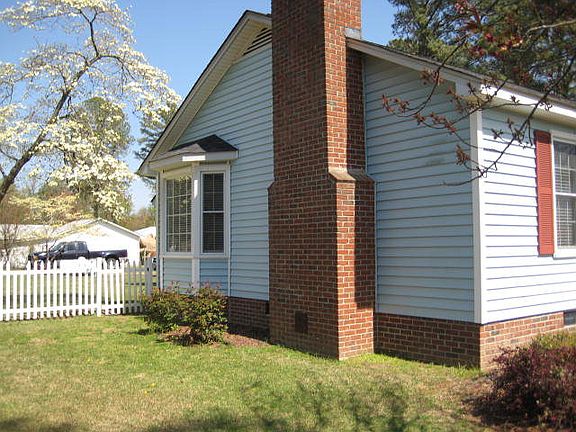 4th image of 381 Harper Dr