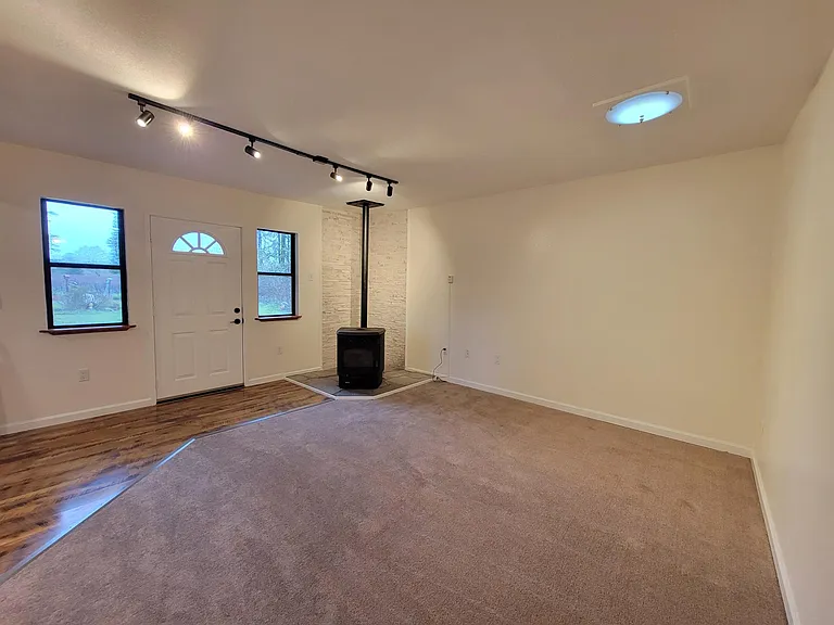 8426 Templeman Rd — Photo 6