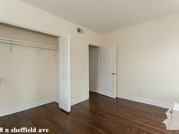 4th image of 3808 N Sheffield Ave #1613