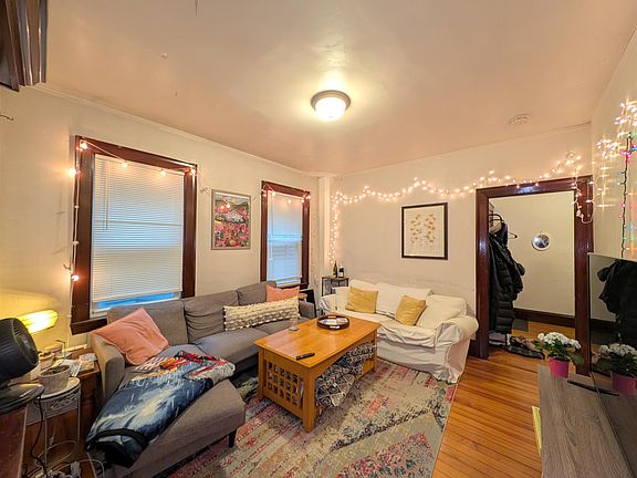 3rd image of 12 Chandler St #1