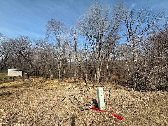 3rd image of 328 Limestone Rd