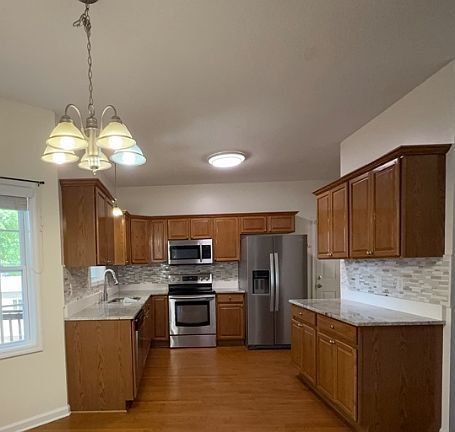 3rd image of 151 Bayshore Dr