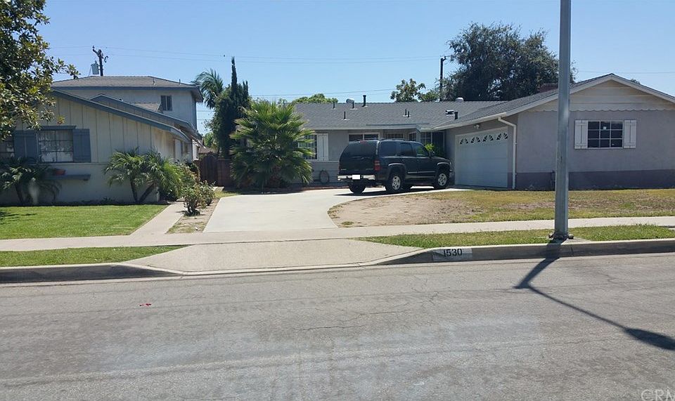 1st image of 1530 W Brande Ave