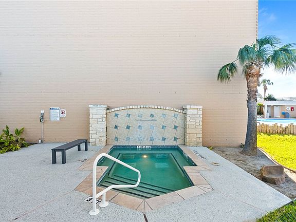 5th image of 6649 Seacomber Dr APT 710
