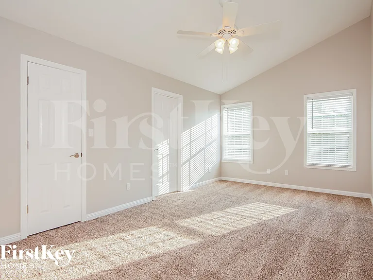 3113 Strong Box Ln — Photo 10