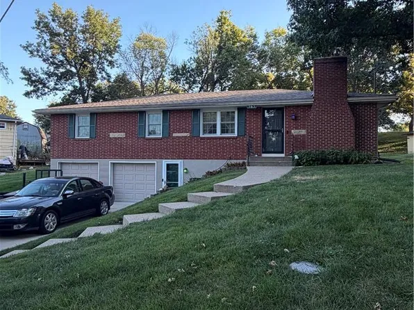 363 E Lowell St, Kansas City, MO 64119