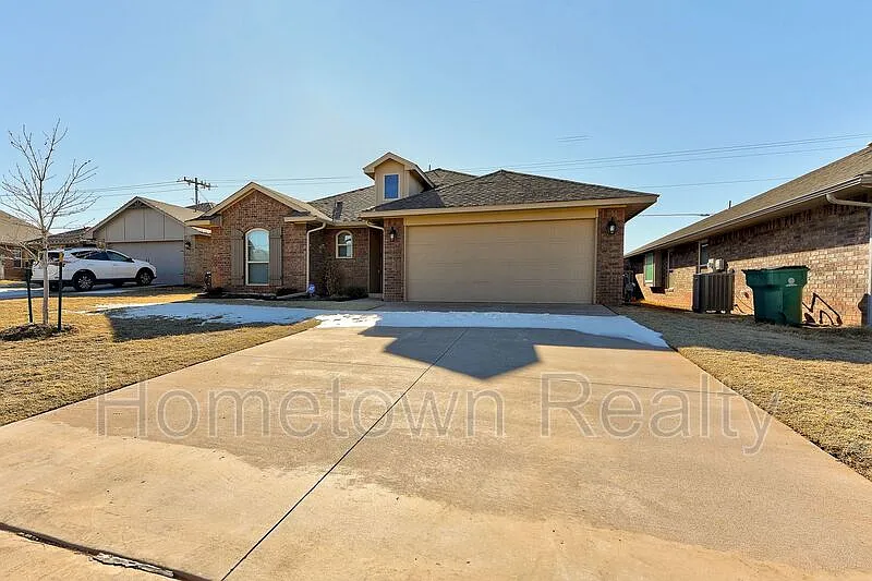 Building Photo - 6508 NW 157th St