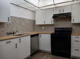 1300 Saint Charles Pl APT 222, Hollywood, FL 33026