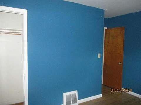 5th image of 576 Hunt Pl