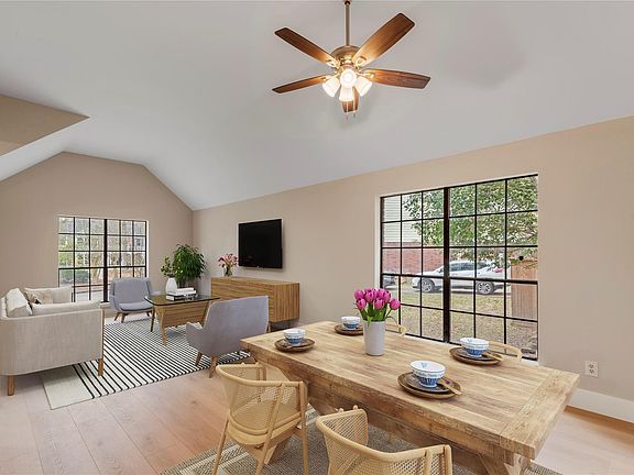 4th image of 10 White Fawn Dr