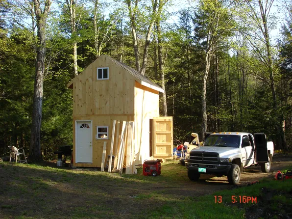 581 Sky Hollow Rd, Rochester, VT 05767