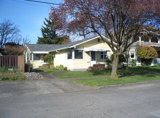 5229-5231 NE Hassalo St, Portland, OR 97213