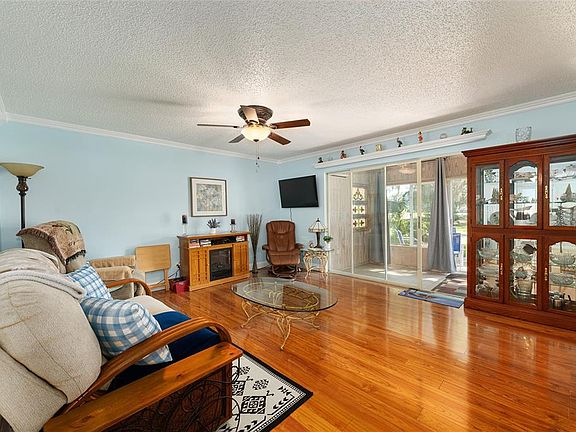 4th image of 749 Midway Dr #A