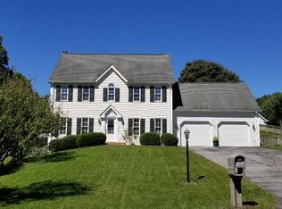 16424 Fern Cir, Abingdon, VA 24210