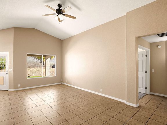 5th image of 1530 E Charleston Avenue