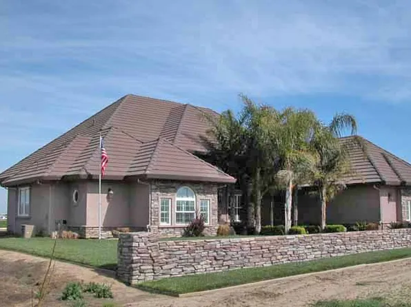 12730 Sycamore Ave, Patterson, CA 95363