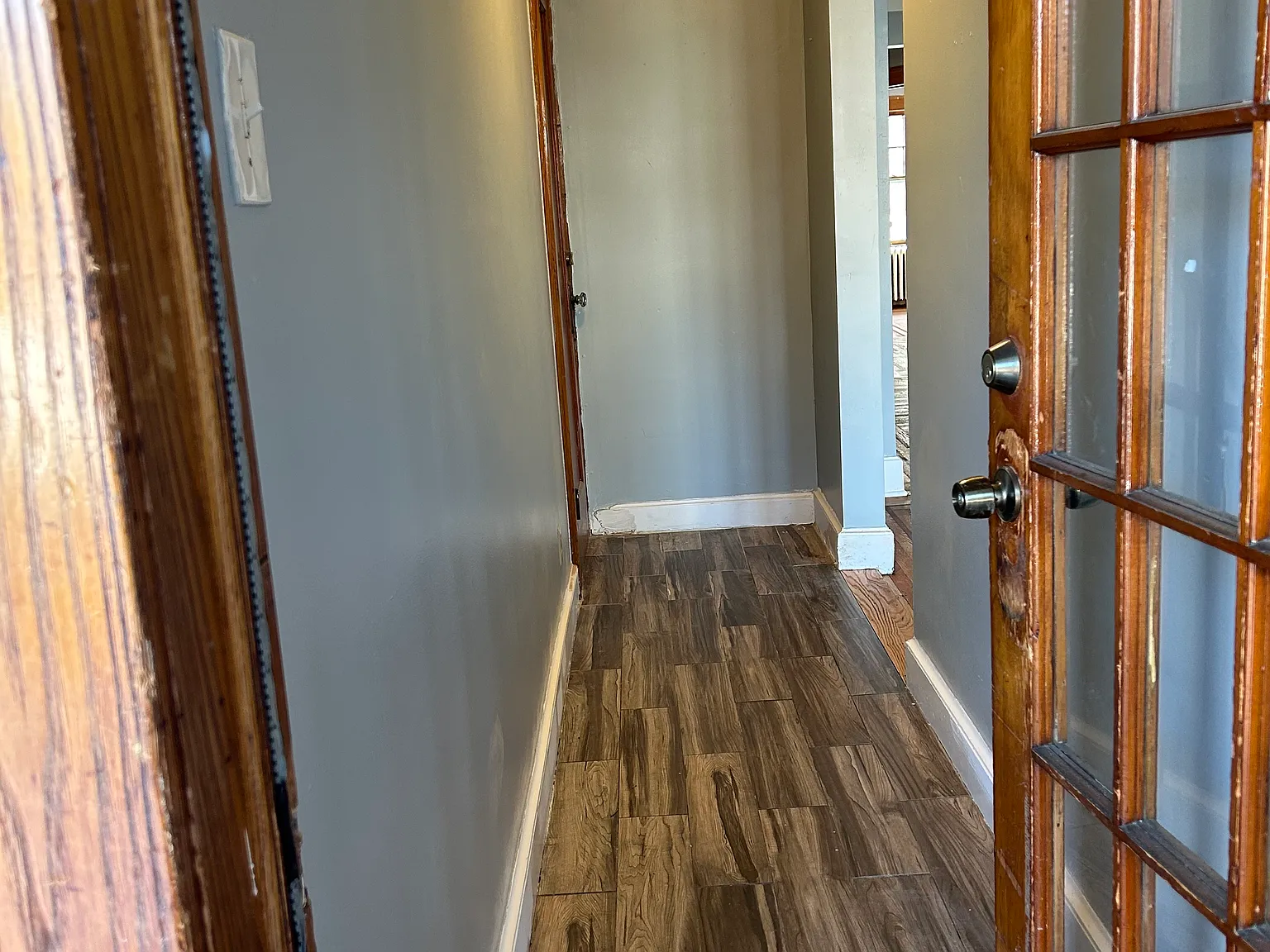 3 bed, 2256 sqft, $3,300 — Photo 2