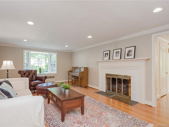 5th image of 29 Uplands Dr