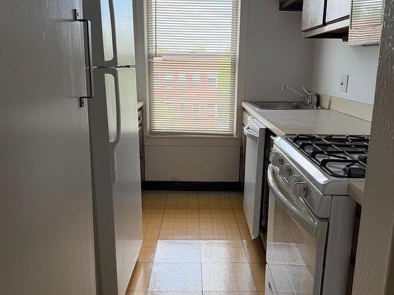 2nd image of 2500 Q St NW APT 643