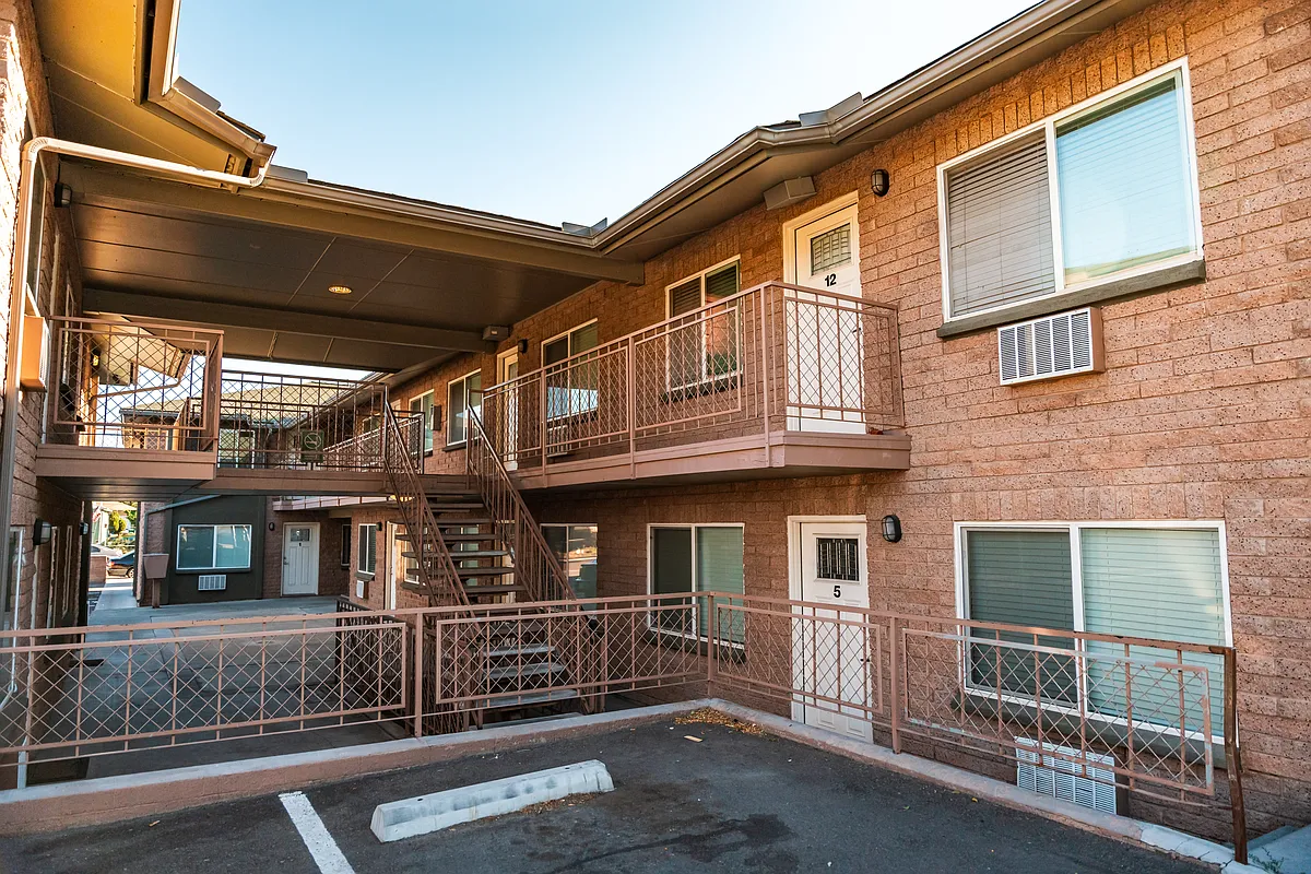 Building Photo - Moran Apartments