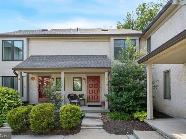 13 Oakmont Pl, Media, PA 19063
