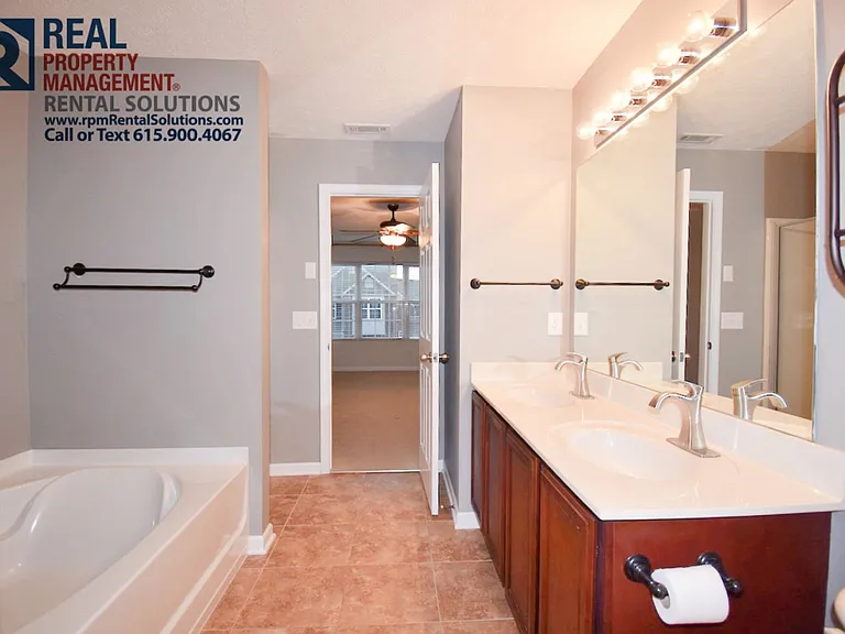 1308 Crown Point Pl — Photo 14