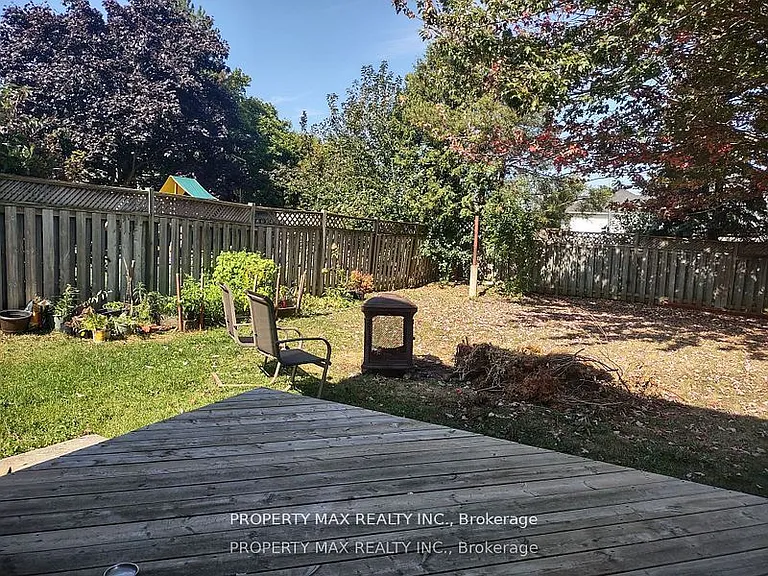 30 Glenabbey Dr #3 — Photo 16