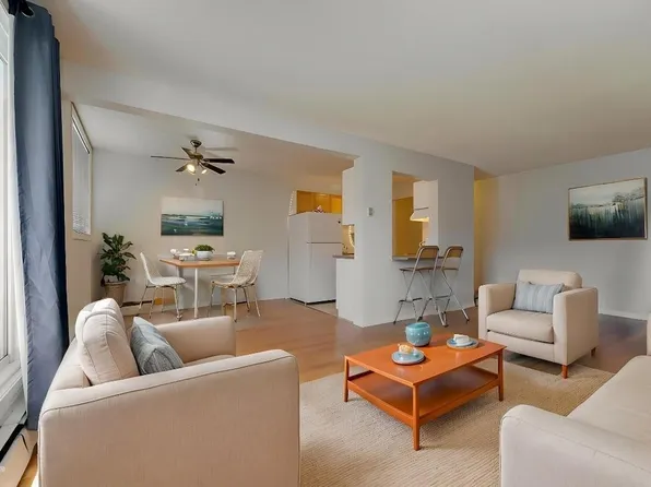 11217 103rd Ave NW #102, Edmonton, AB T5K 2V9