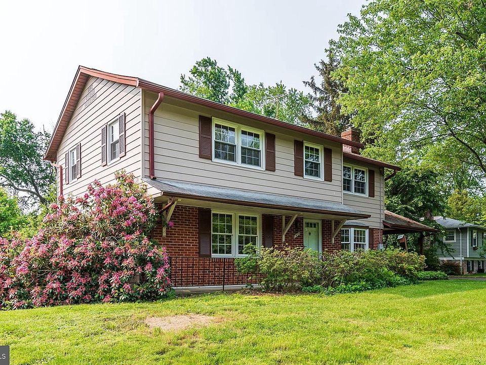 1st image of 7408 Cliffbourne Ct