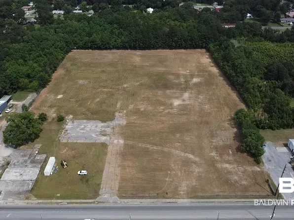 300 Block N Main St, Atmore, AL 36502