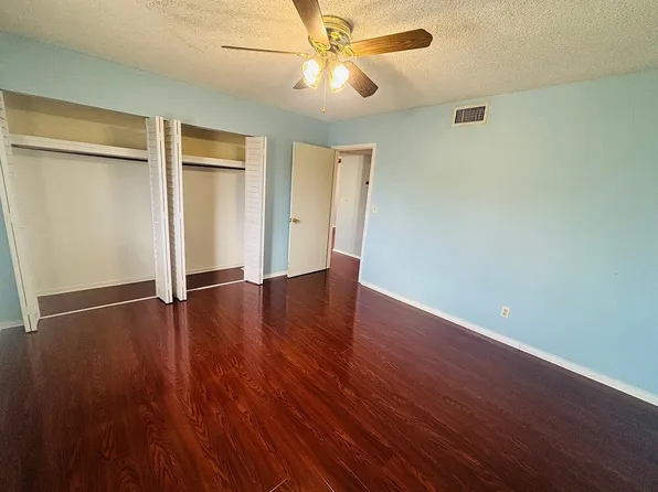6519 W Newberry Rd, Gainesville, FL