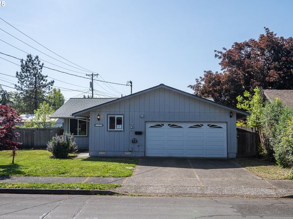 1340 Kelly Blvd, Springfield, OR 97477