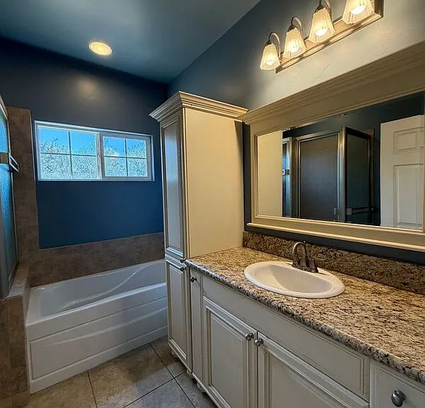 32586 Galleano Ave — Photo 13