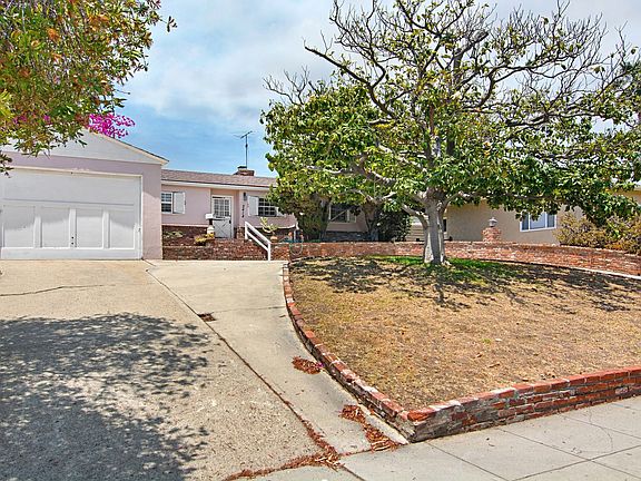3rd image of 2414-16 Chatsworth Blvd