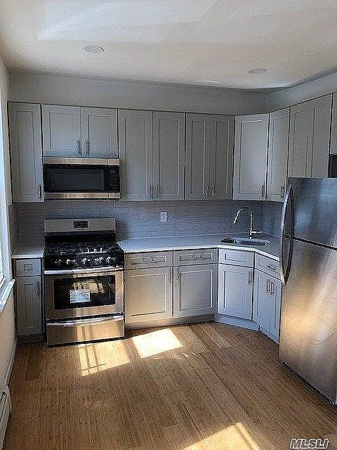 1st image of 3661 Bronxwood Ave