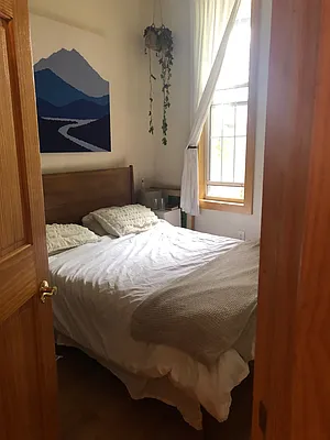 Rented by The Hamilton Group | media 4