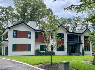 80 Old Hollow Rd, Short Hills, NJ 07078