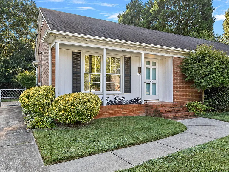 4713 Walden Ct — Photo 1