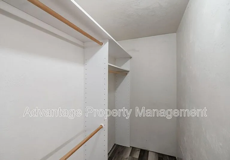2870-2872 Raleigh Ct SE — Photo 9