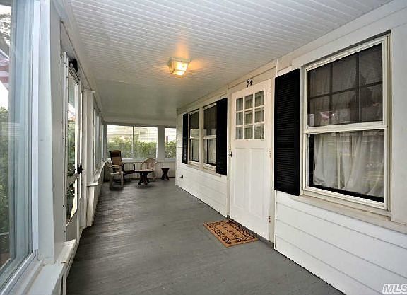 4th image of 74 Yale Pl