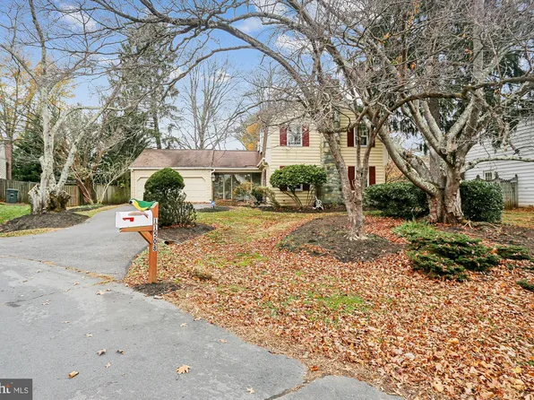 11508 Hornfair Ct, Rockville, MD 20854